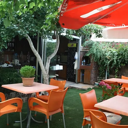 Alojamento de Acomodação e Pequeno-almoço Cunda Deniz Yildizi Butik *