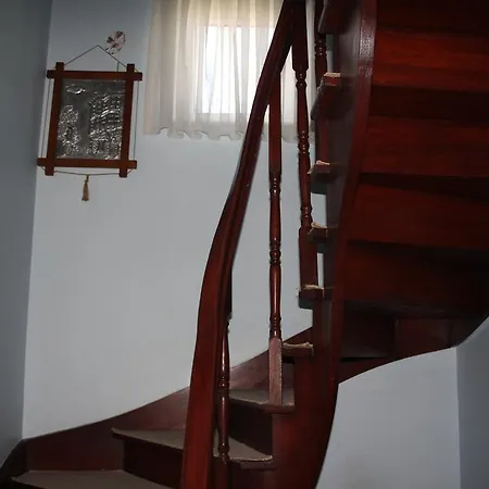 Alojamento de Acomodação e Pequeno-almoço Cunda Deniz Yildizi Butik