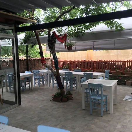 Cunda Deniz Yildizi Butik * Ayvalı