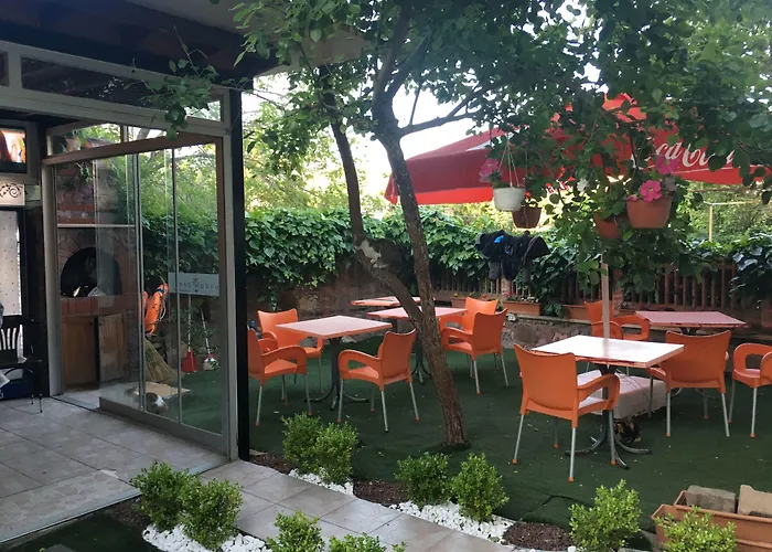 Cunda Deniz Yildizi Butik Bed & Breakfast Ayvalı