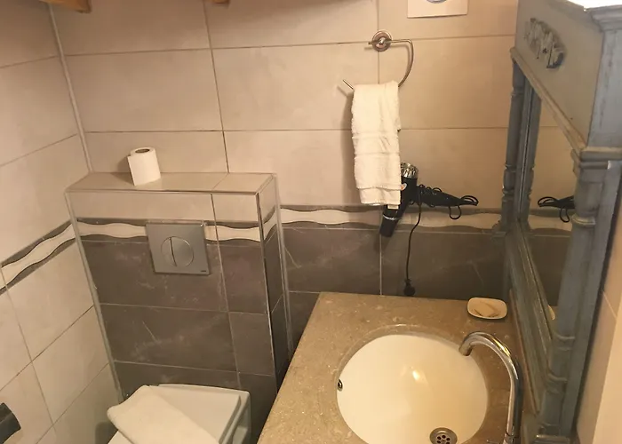 Cunda Deniz Yildizi Butik *