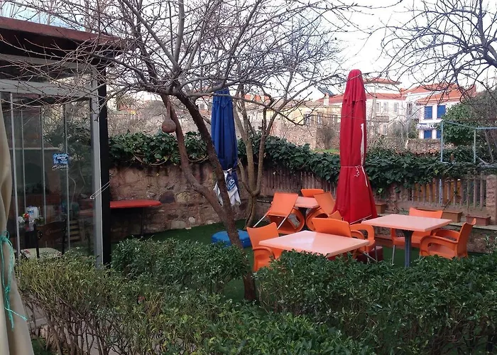 Cunda Deniz Yildizi Butik Bed & Breakfast Ayvalı