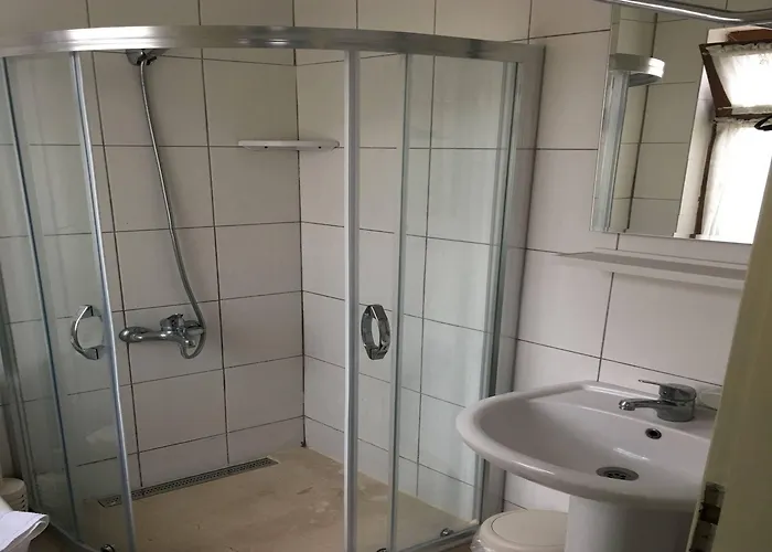 Cunda Deniz Yildizi Butik Bed & Breakfast *